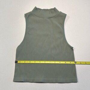 Ribbed Sleeveless Mockneck Tank